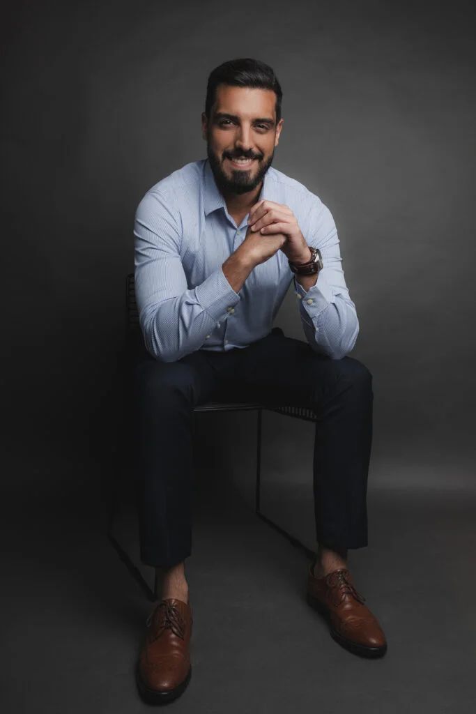 Dr. Victor Mol em consultório